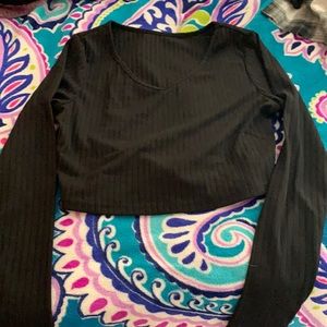 3 v-neck crop long sleeve shirts. Size L